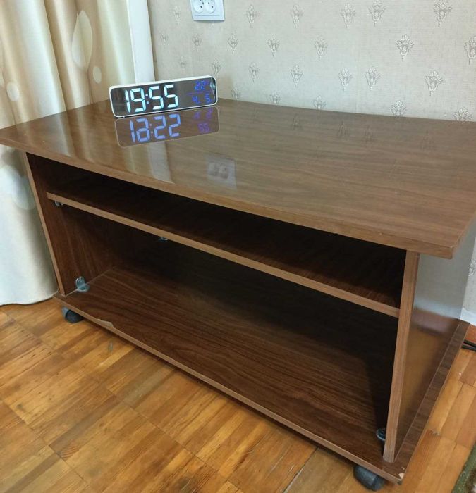 Продается журнальный столик