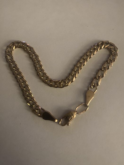 Продам золотой браслет