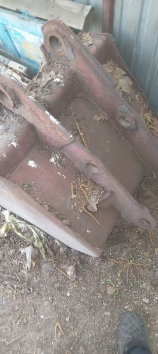 Продам ковш на экскаватор