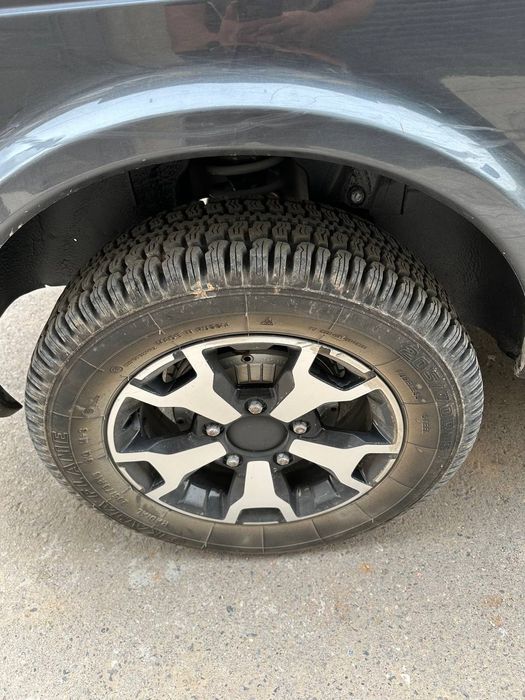 Niva urban sotiladi srochna