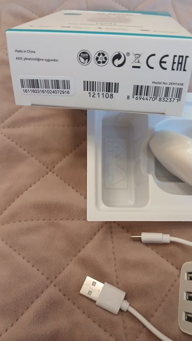 Безжични слушалки и зарядно за 19лв