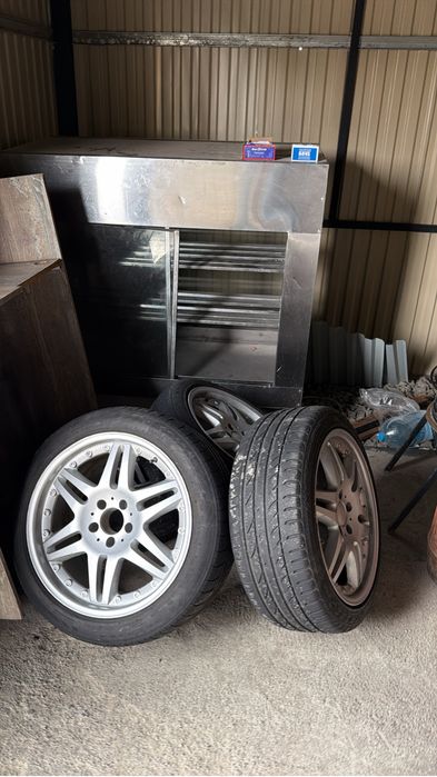 Продам диски с шинами R18 BRABUS мерседес