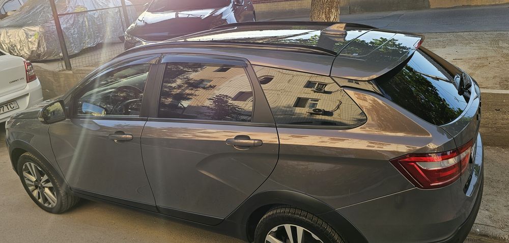 Lada vesta sw cross 1.8 2019 механика