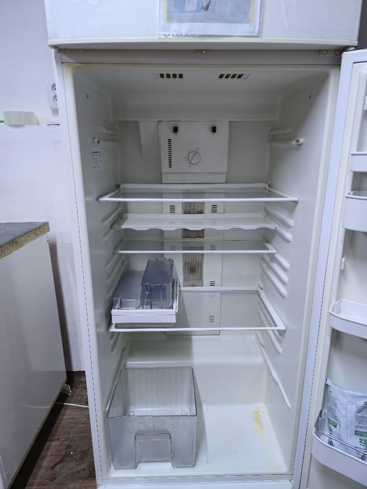 Холодильник BOSCH