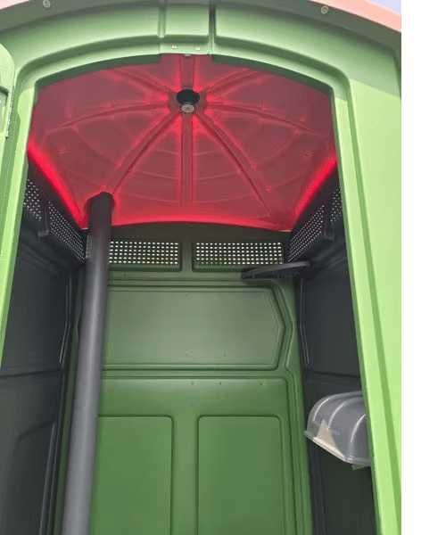 Iluminare Toaletă Ecologică – Lampă Solară cu Senzor pentru Grădină