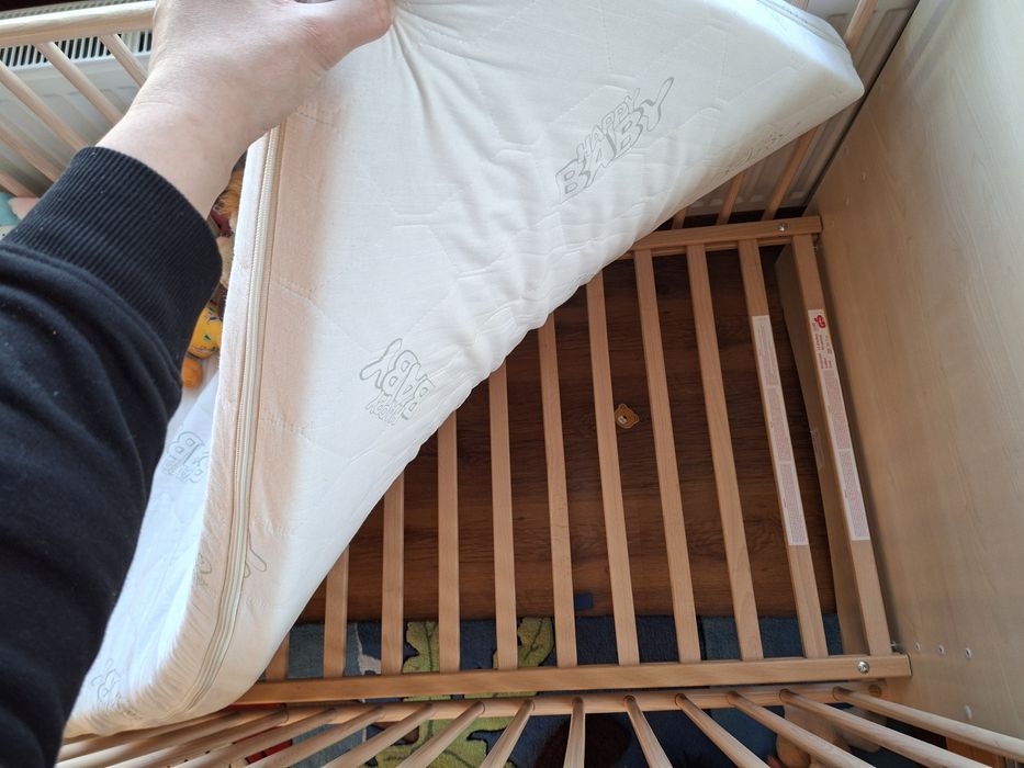 Дървено детско легло