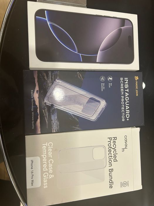 iPhone 16 Pro Max Nou, carcasa si folie protectie ecran incluse