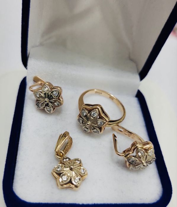 583 СССР «Набор со звездой» — советская классика.