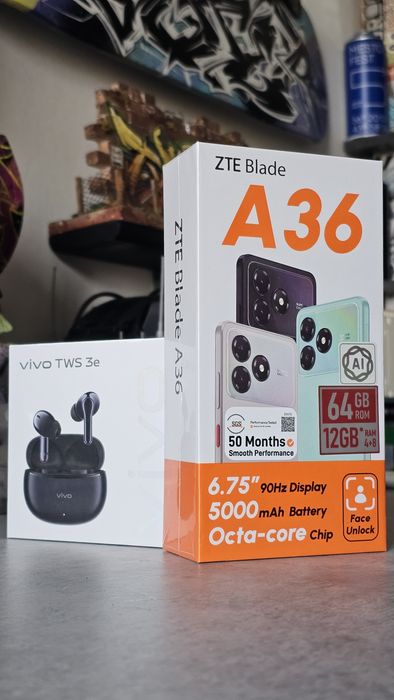 Новый телефон и наушники!