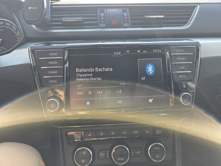 Navigatie originala Skoda Superb 3