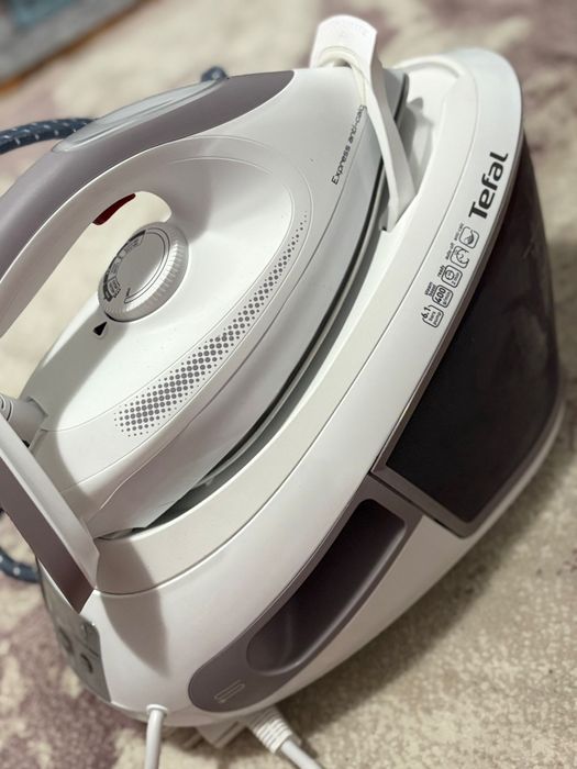 Statie de calcat Tefal noua !