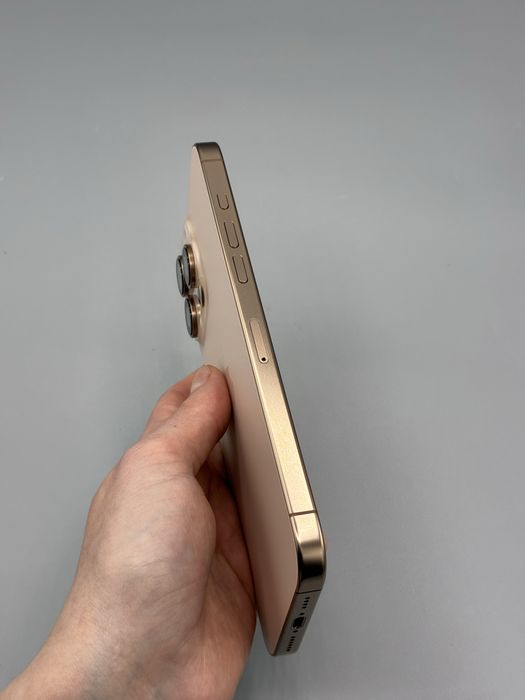 iPhone 16 Pro Max | 256 GB | Baterie 94% | Desert Titanium | Garantie