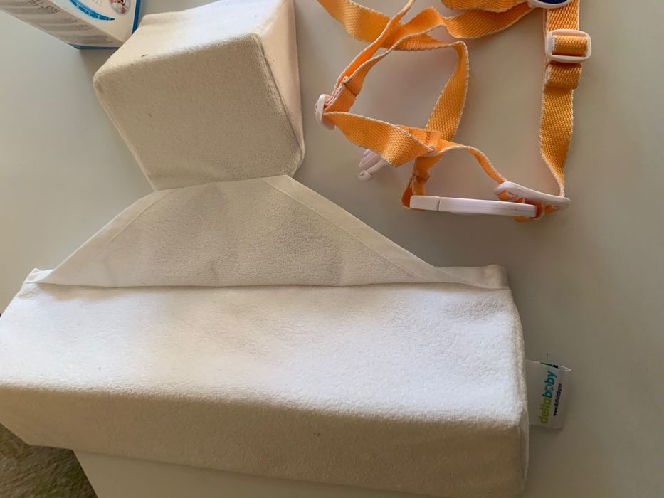 Кенгуру, възглавница против обръщане и каишки за прохождане