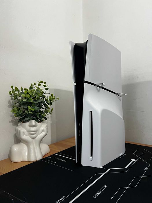 PlayStation 5 SLIM 1TB D Chassis White + Casti Gaming Wireless PlayStation 5 Pulse 3D Black
