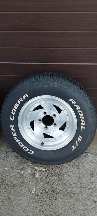 Jante aliaj 5x114,3 retro R14 impecabile made in USA  Cooper Cobra Radial G/T
Anvelope 215 70 14 M+S
Import Olanda