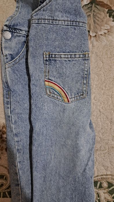 Джинсовый комбинезон для девочек