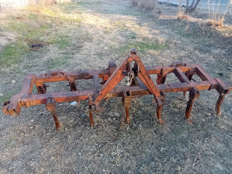 Плуг, чезил, карчопка