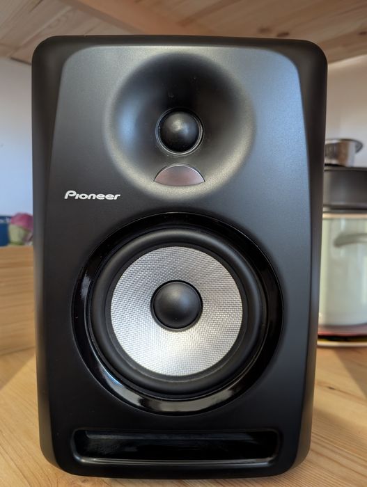 Pioneer S-DJ50X.
