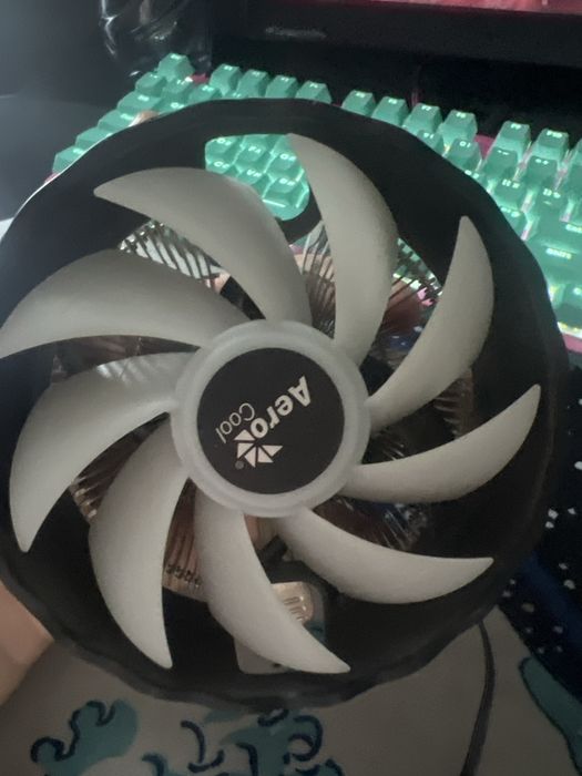 Кулер для процессора aerocool