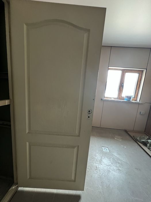 Продам деревянные двери