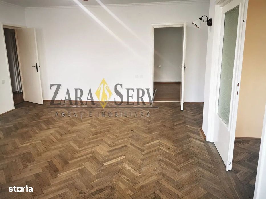 Închiriere apartament 4 camere – LA CASĂ – Zonă centrală — fotografia 1