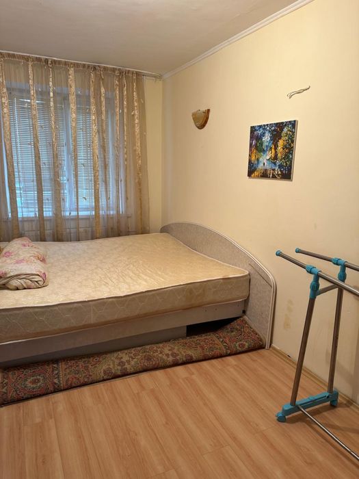 Продается 2-х ком кв по Сатпаева!