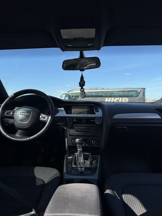 Audi A4 B8 2.0 Diesel 143 CP CAGA S-LINE Incalzire Xenon Clima 2 zone