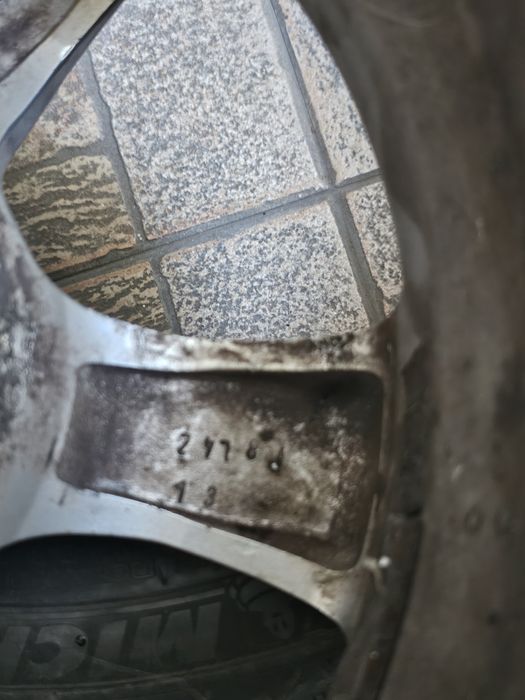 Алуминиеви джанти с гуми Michelin