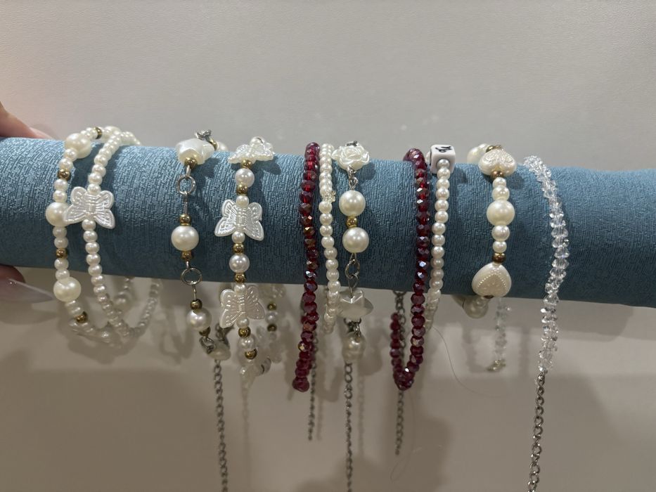 Продам браслетики