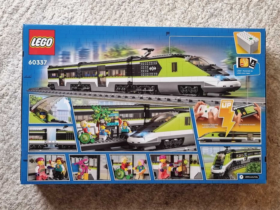LEGO City Tren expres de pasageri 60337, 7 ani+