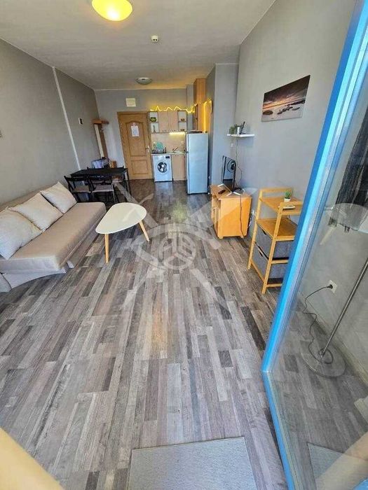 Продава се Двустаен апартамент в к.к. Слънчев бряг - 75 кв.м за 1247 €/кв.м - Снимка #1