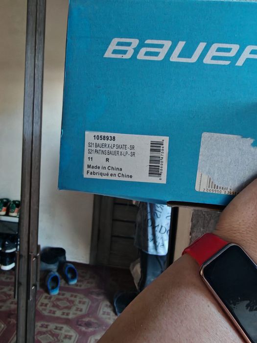Продам коньки Бауер в хорошем состоянии