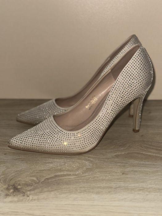 Токчета с камъни