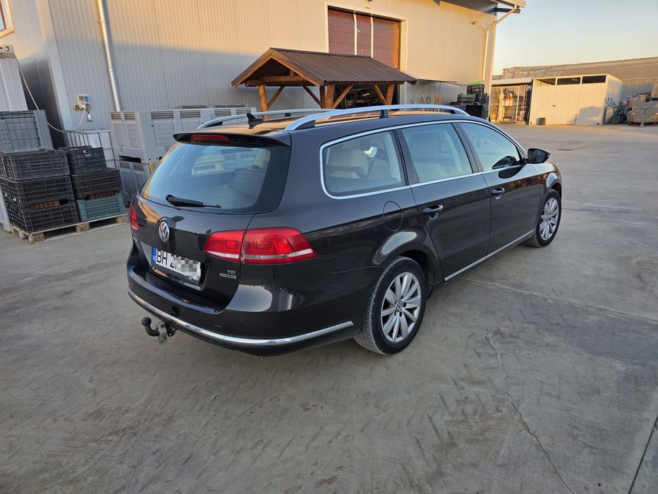 De vânzare Volkswagen  Passat  2011