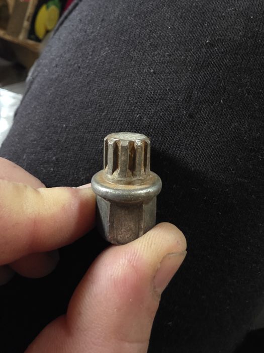 Prezoane cu cheie antifurt bmw si volkswagen skoda audi seat