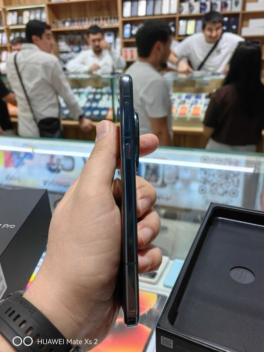 Honor Magic 7 Pro 5G 12/512GB в отличном состоянии полный комплект!