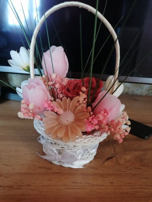 Подаръчни восъчни цветя