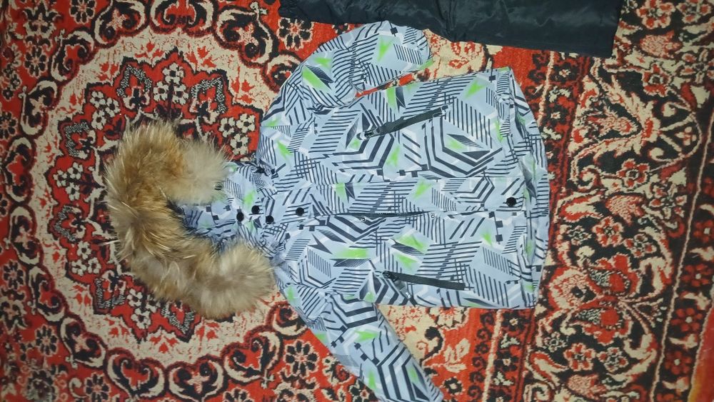 Продам зимний комбенезон на мальчика