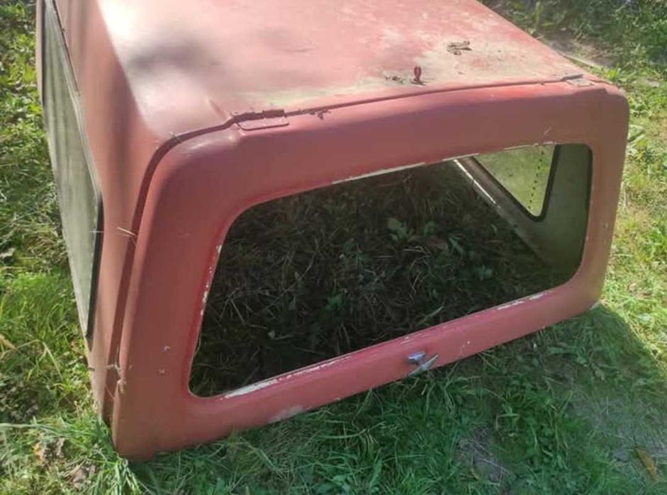 Hard-top: Mazda b2500,Ford ranger,