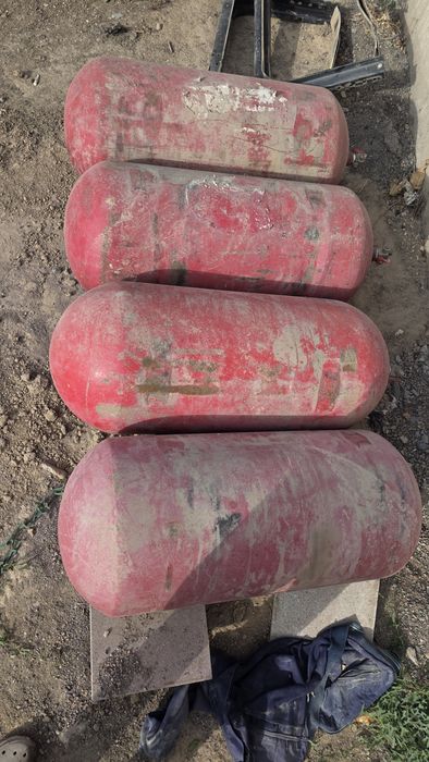Газ балон 150л 4х и 100л 4х почти новый