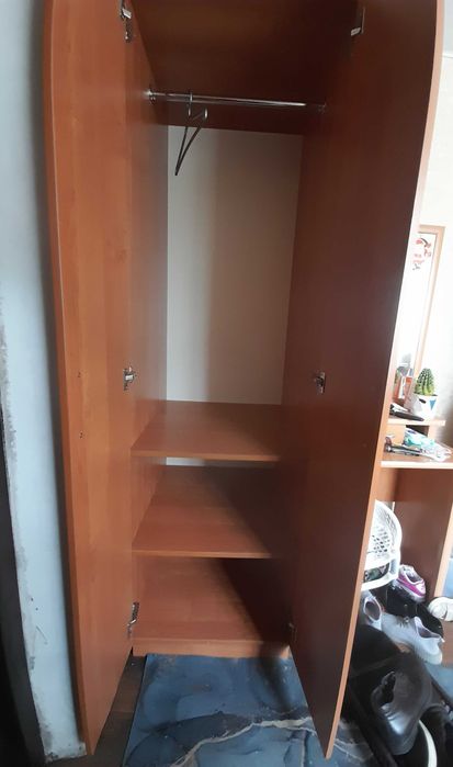 Продам шкаф плательный/для прихожей