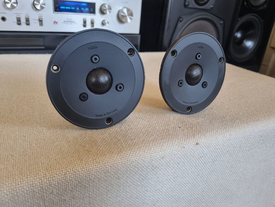 Set Difuzoare Medii/Tweetere Braun. 7 ohms, 40 watts, 9,7 cm. Impecabile