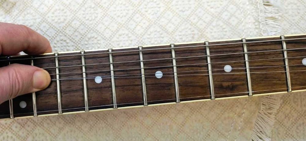 КИТАРА Ibanez rGA32