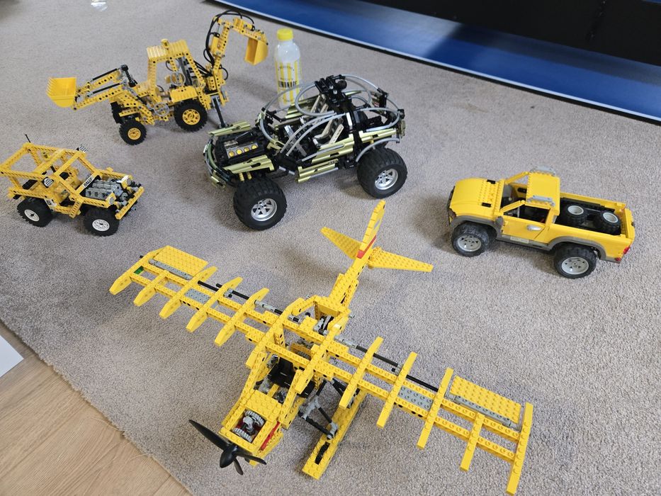 Vand Lego 8862 Technic din 1989  buldo-excavator