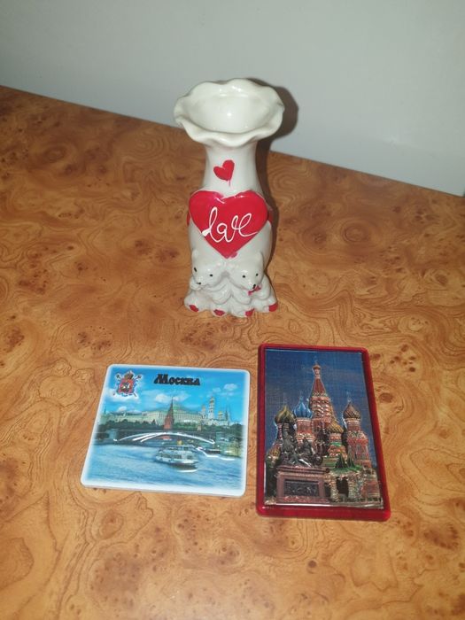 Продается сувенир