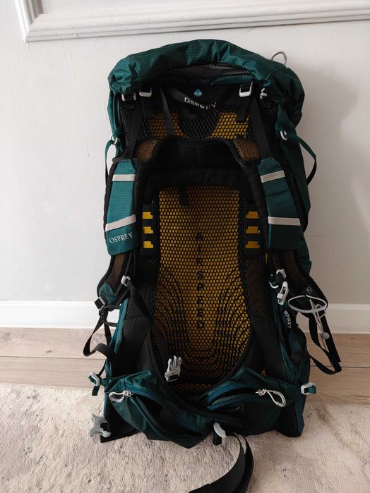 Треккинговый рюкзак OSPREY EJA 48