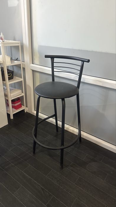 Продам барны стул в илеальном состоянии