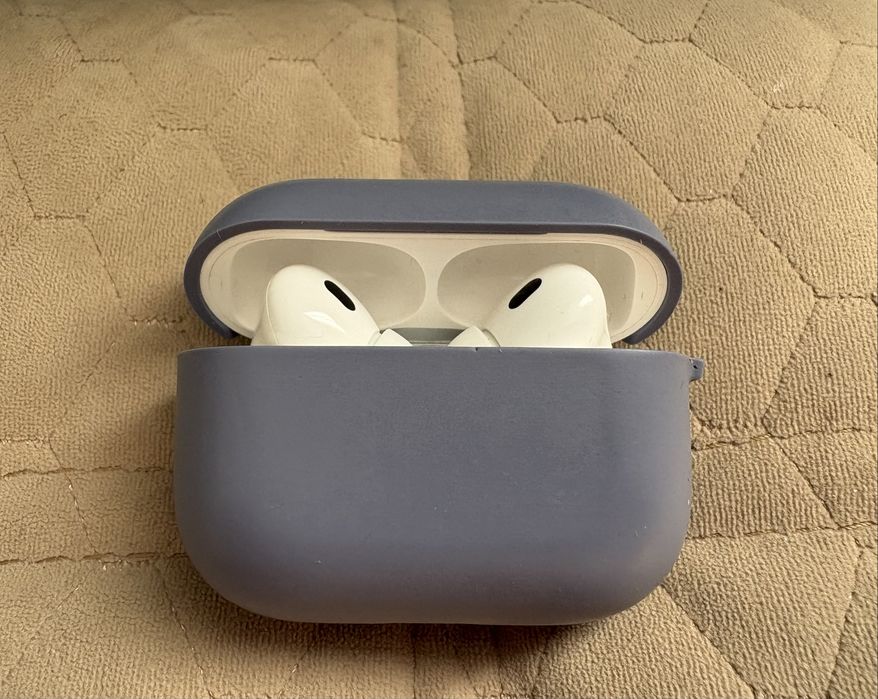Airpods pro оригинал с чехлом