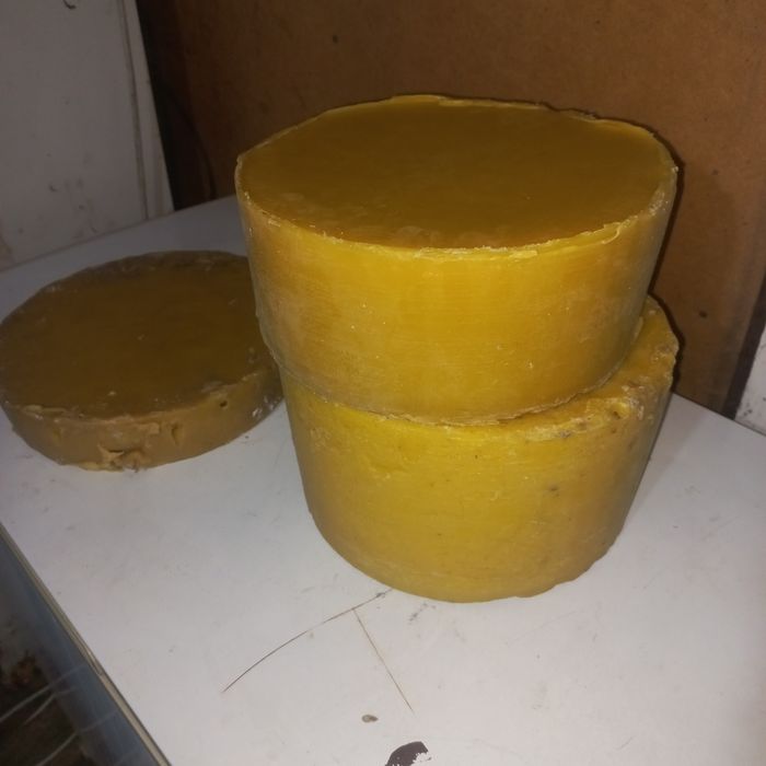 Воск пчелинный..