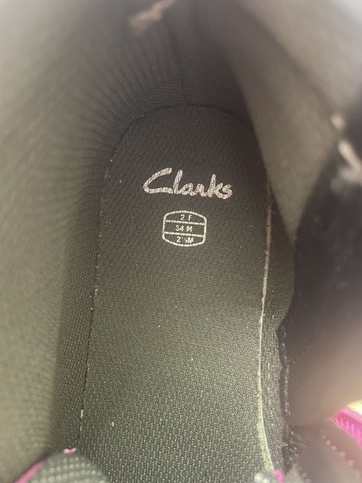 Кецове clarks